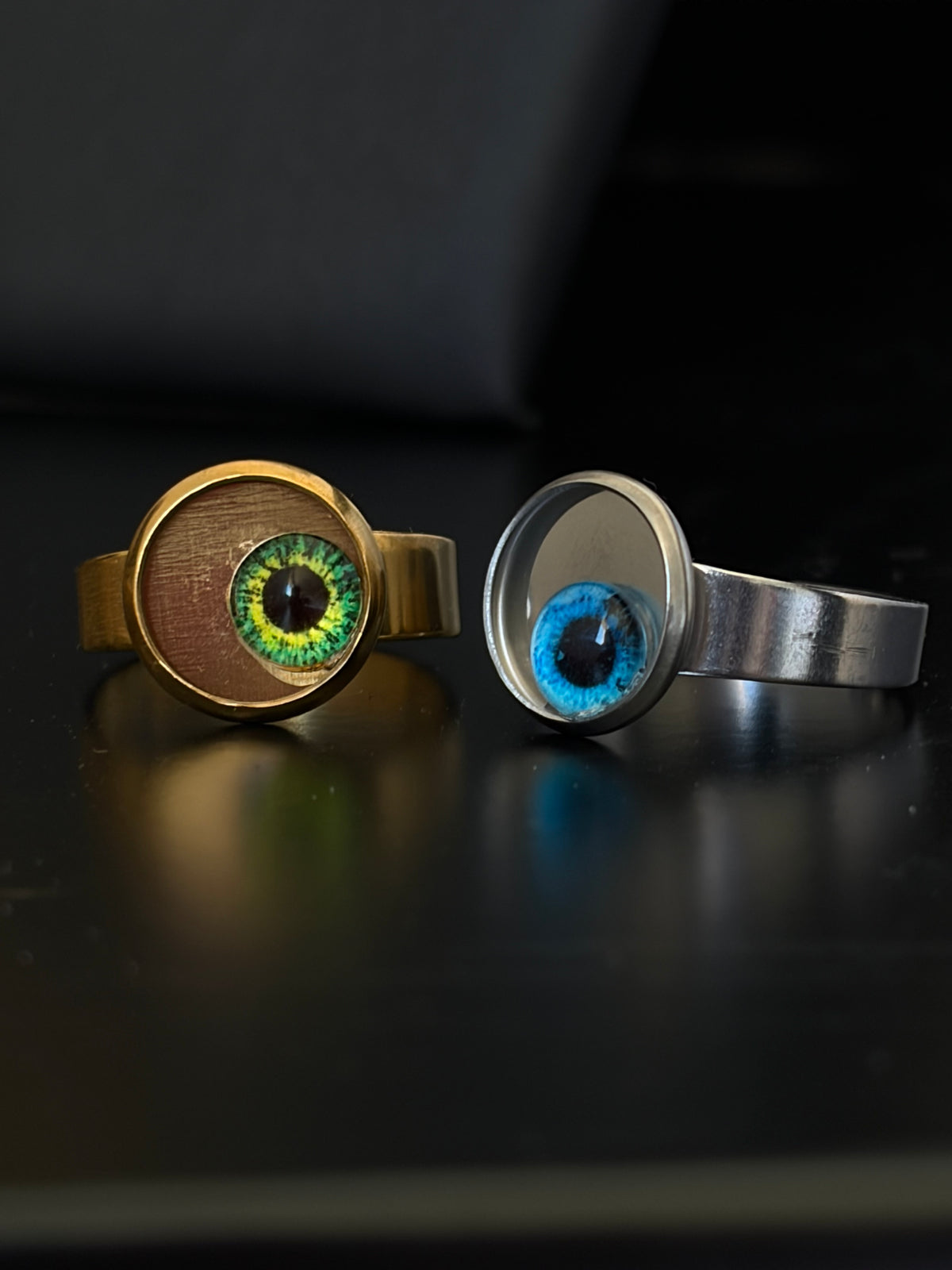 2 BAGUES RÉTRACTABLE EYES