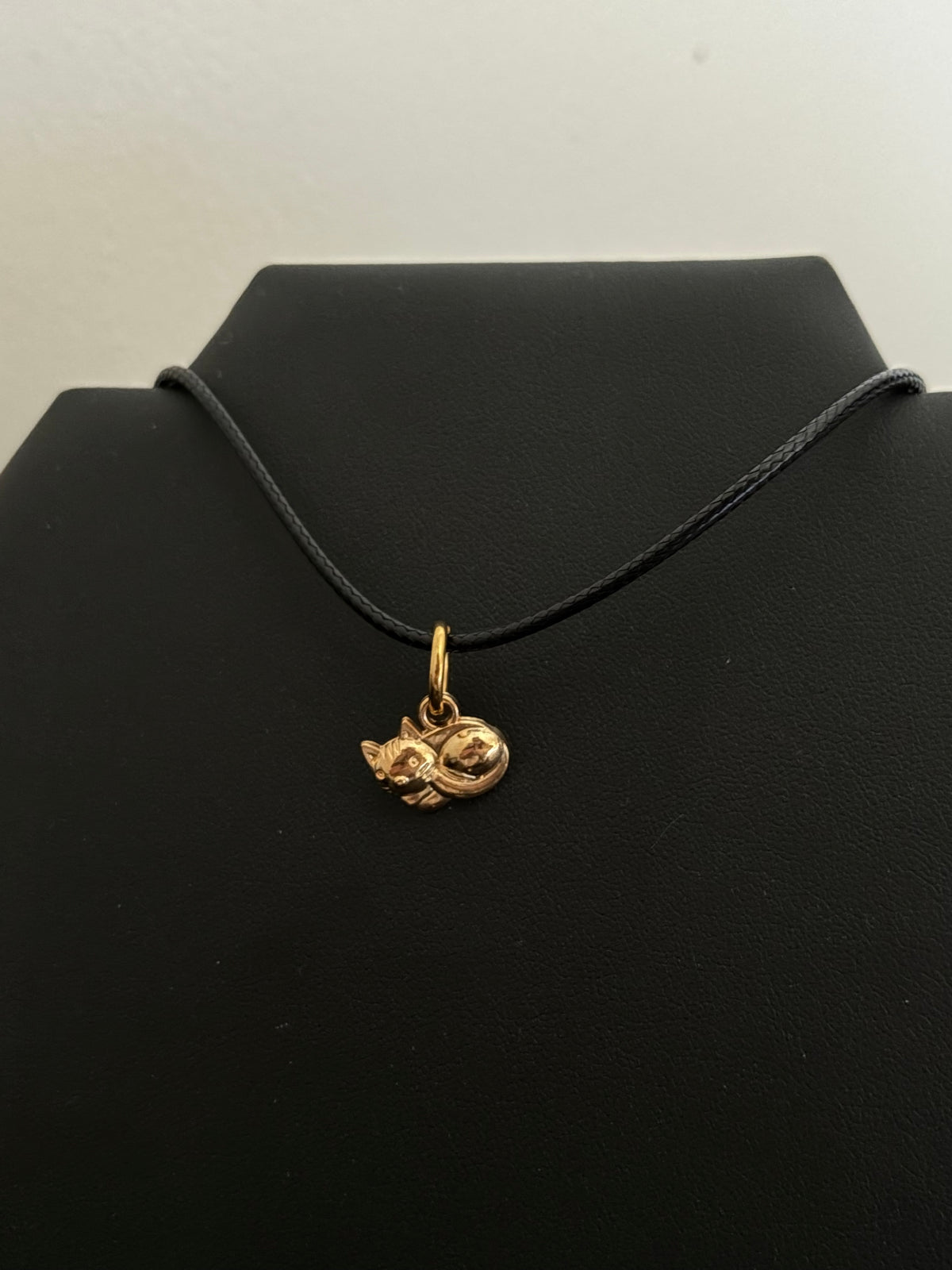 COLLIER CORDE CHAT DORÉ