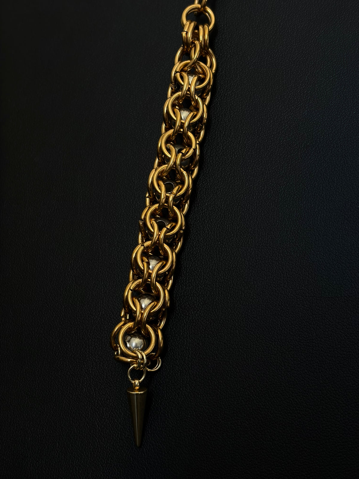 COLLIER ANTOINETTE